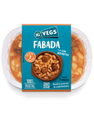 Plato de Fabada Vegana: Deliciosa versión libre de productos animales, preparada con ingredientes vegetales de alta calidad por Hi Vegs.