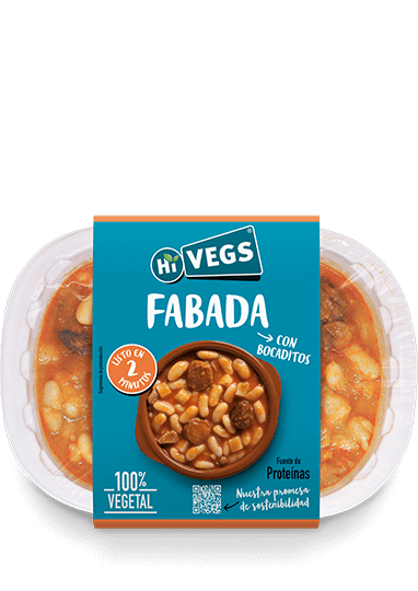 Plato de Fabada Vegana: Deliciosa versión libre de productos animales, preparada con ingredientes vegetales de alta calidad por Hi Vegs.
